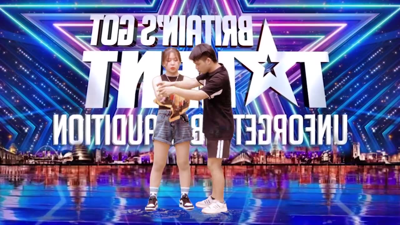 Beautiful Female Magician SURPRISES everyone with UNBELIEVABLE magic at Britain's Got Talent 2024