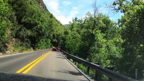 Driving Oak Creek Canyon