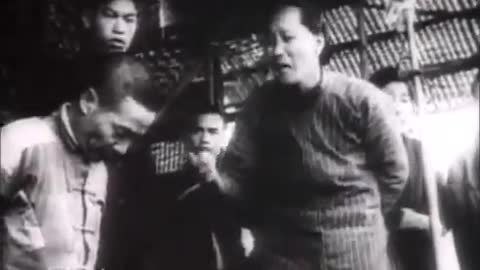 Homicídios da 'Revolução Cultural' Incendeiam Debate