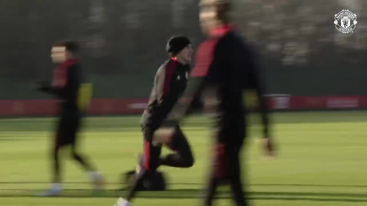 Training | United train ahead of Villa Park clash | Aston Villa v Manchester United | Premier League