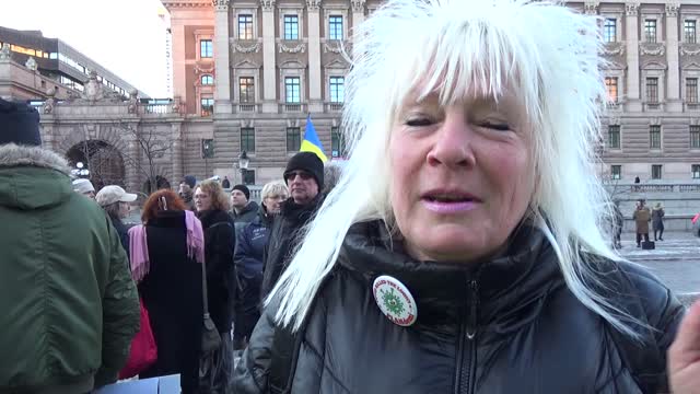 Lite röster från väljare på Mynttorget