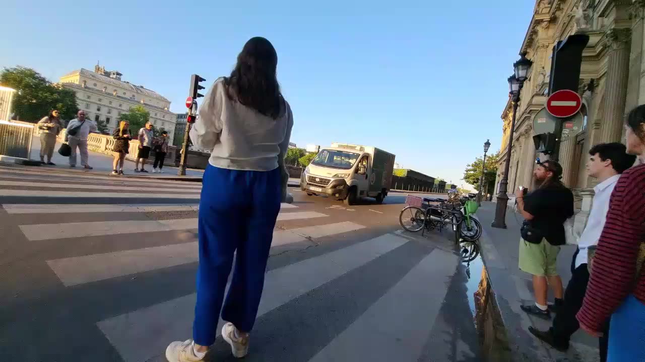 2023-07-06 (12) - IRL Paris avec Triskel (live parallèle) - Twitch Posty78