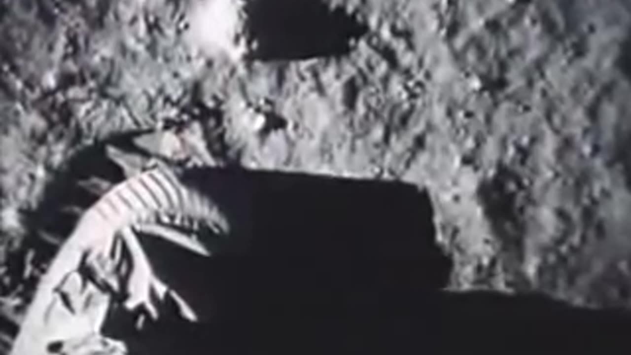 Neil Armstrong - First person landing moon 1969