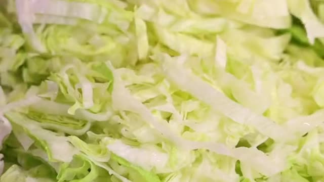 Trying La Scala’s inspired salad 🥗 loved by Kardashians.