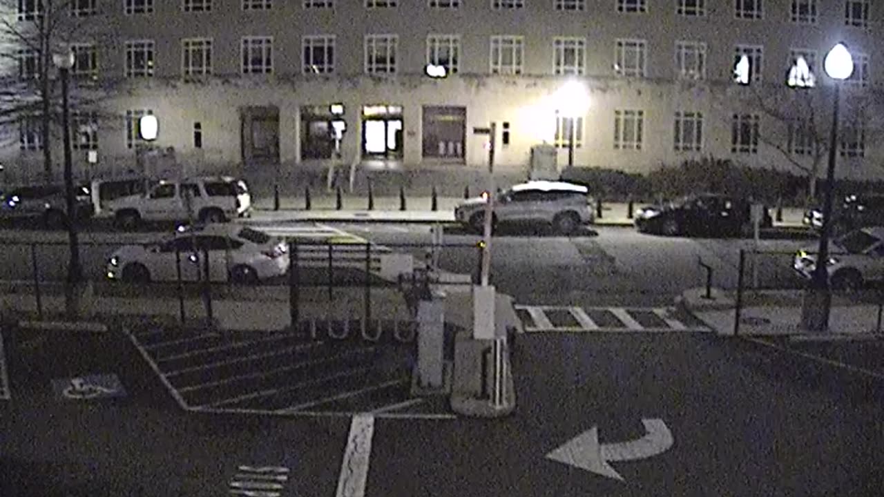 4406LOTS00Lot8-9West_2021-01-06_02h47min09s100ms.mp4