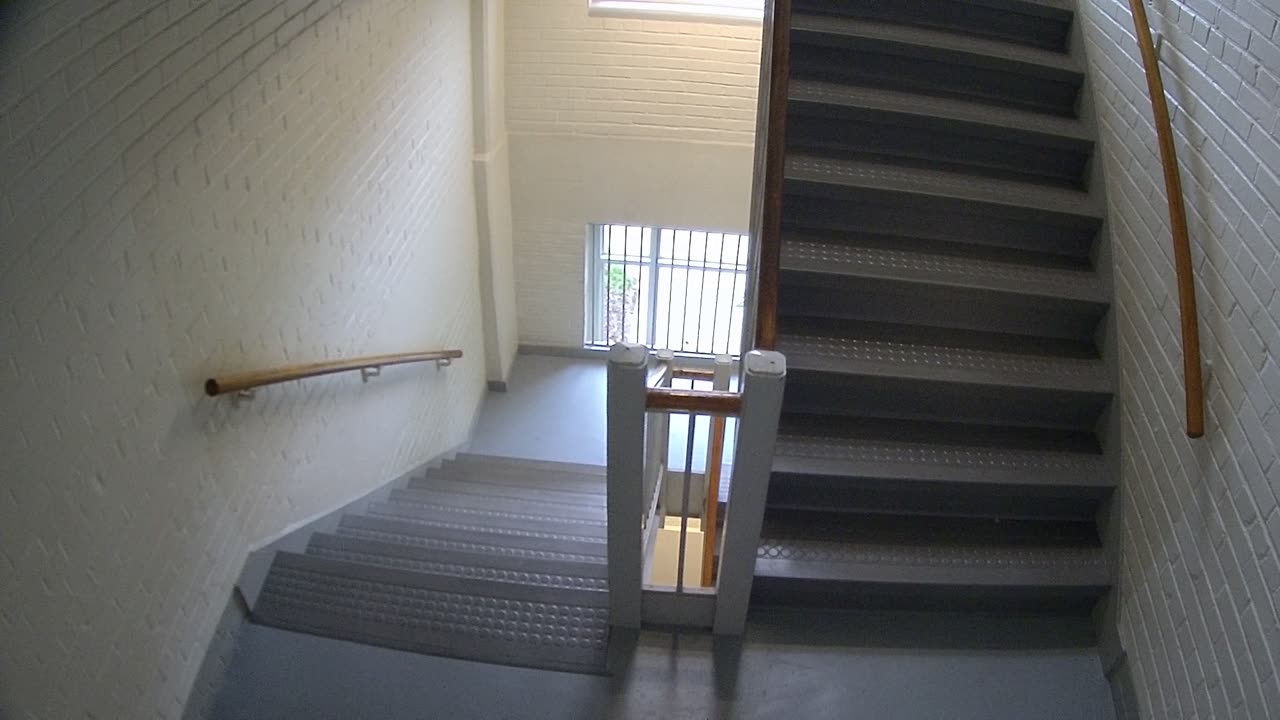 3883FHOB03Stair7_2021-01-05_15h50min52s213ms.mp4