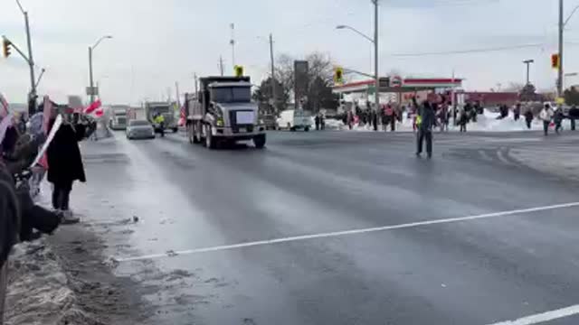 Trucks arrive in Ottawa