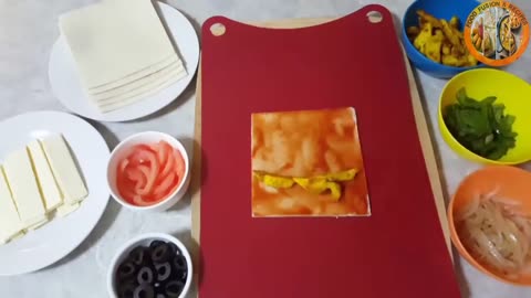 Bread Pizza Roll - Food Fusion & Recipes