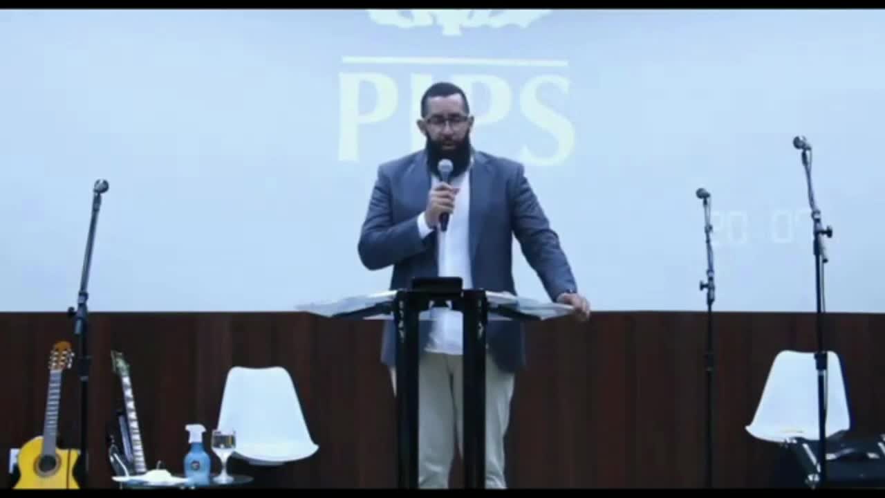Jesus está sempre presente - Apocalipse 1:9 I Rev. Juscely dos Santos