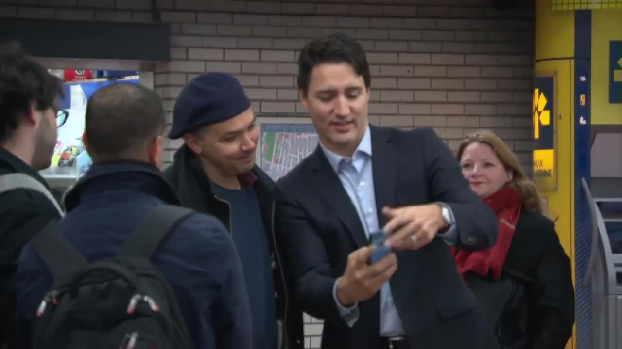 Justin Trudeau surprises Montreal commuters