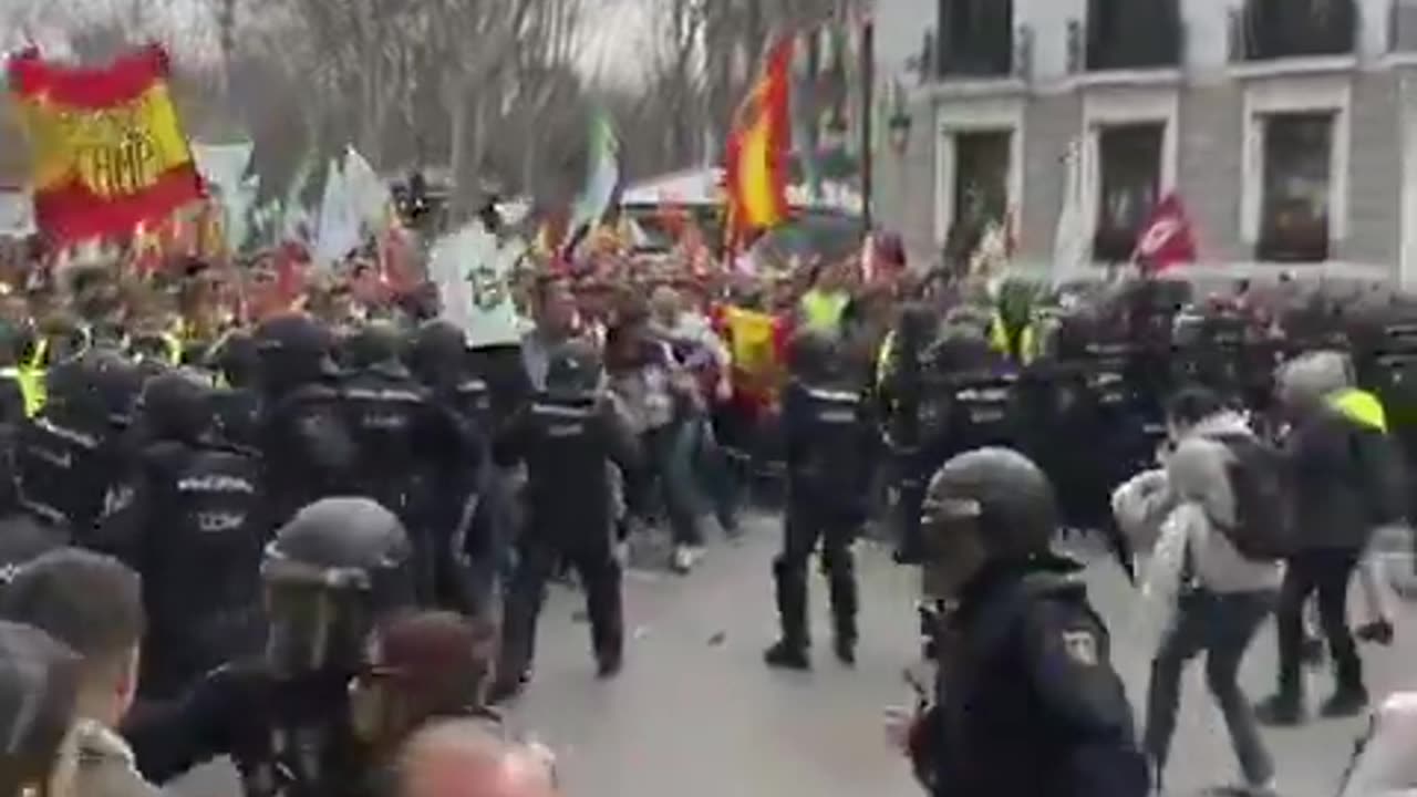 España | No cesa la violencia de la UIP contra los manifestantes del sector primario, FEBRERO 2024