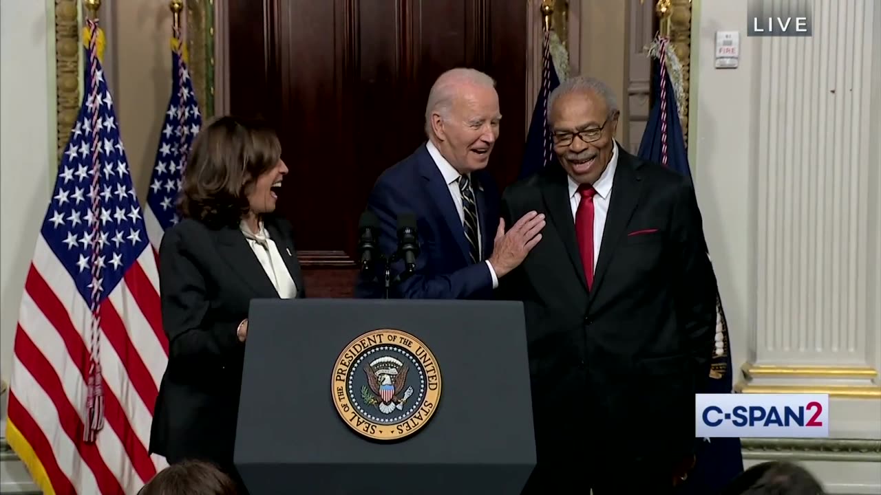 Kamala Harris Ends Her Remarks, But Just Cannot Stop Laughing