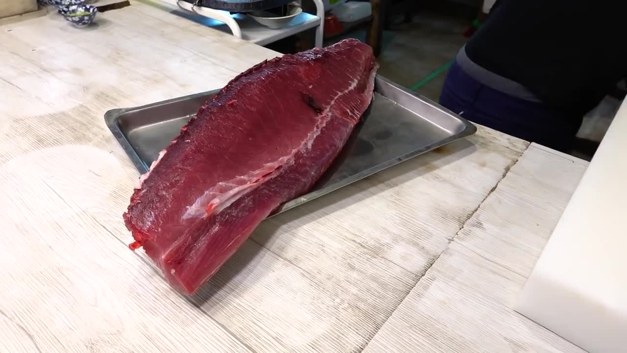 How to Cut a Bigeye Tuna for Sashimi Cut like butter