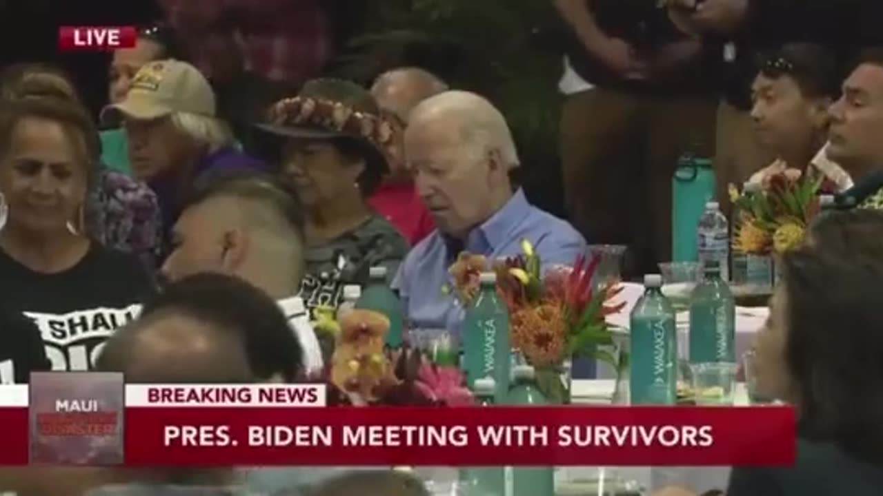 👀Biden falls asleep during a memorial service in Hawaii to honour the victims of the Maui fire