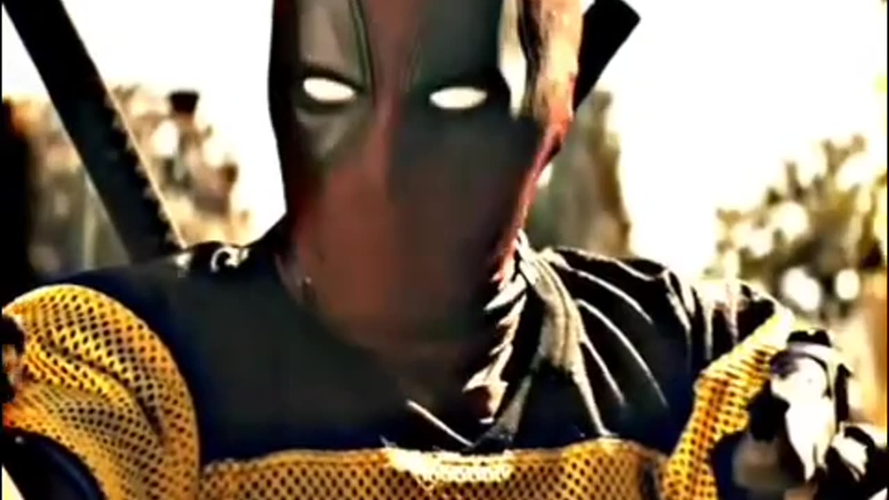 Deadpool चिकनी चमेली 😂😂😂