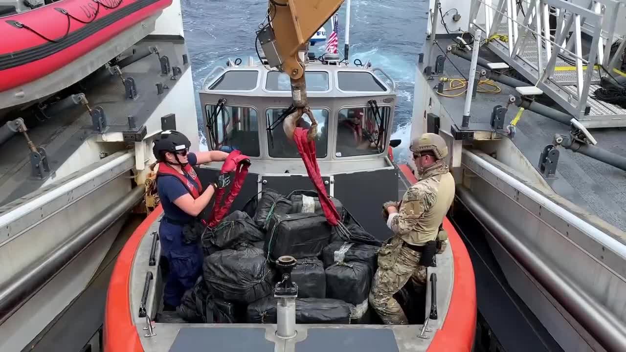 Cocaine Transfer From Smuggling Semi-Submersible