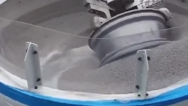 Grinding, polishing and vibration grinding of wheel hub