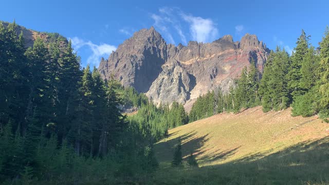 Central Oregon - Mount Jefferson Wilderness - Canyon Creek Meadow Basin Money Shot