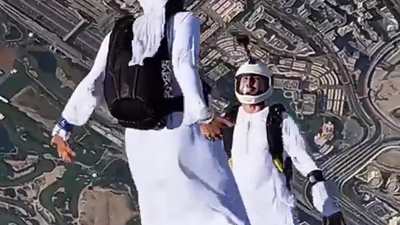 Sky driving in Dubai