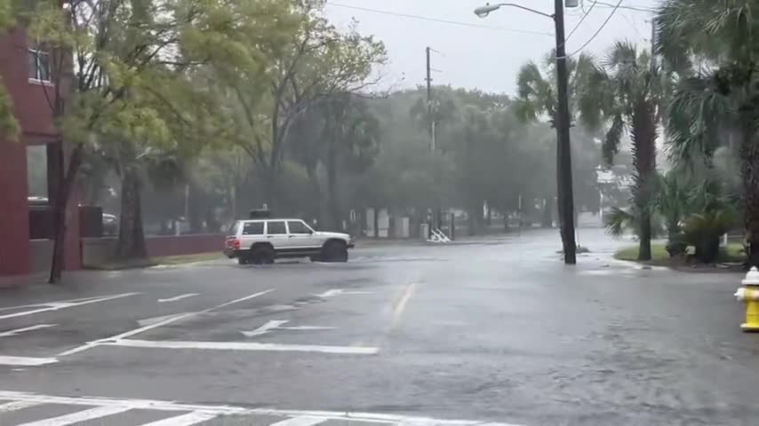 Hurricane Ian Hits South Carolina