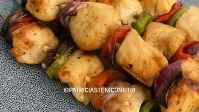 Chicken skewer with peppers and onions