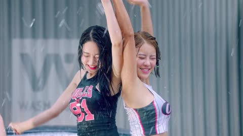 Bambino - Moonlight Shower Areia Kpop Remix #242
