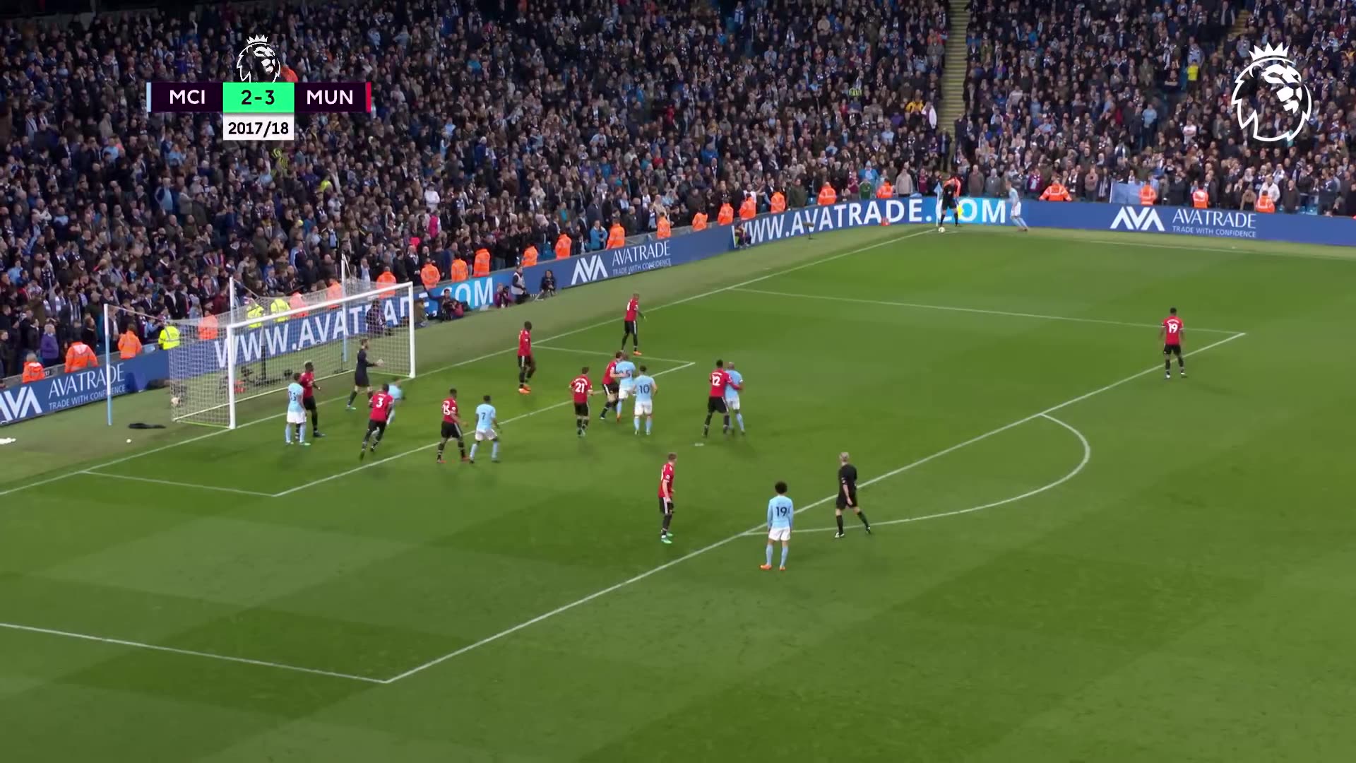 Smalling Caps Off Epic Comeback! | Man City 2-3 Man Utd | Classic ...