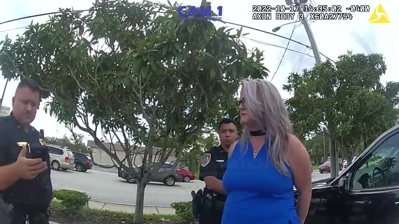 ***Police Catch an Identity Thief in the Act***