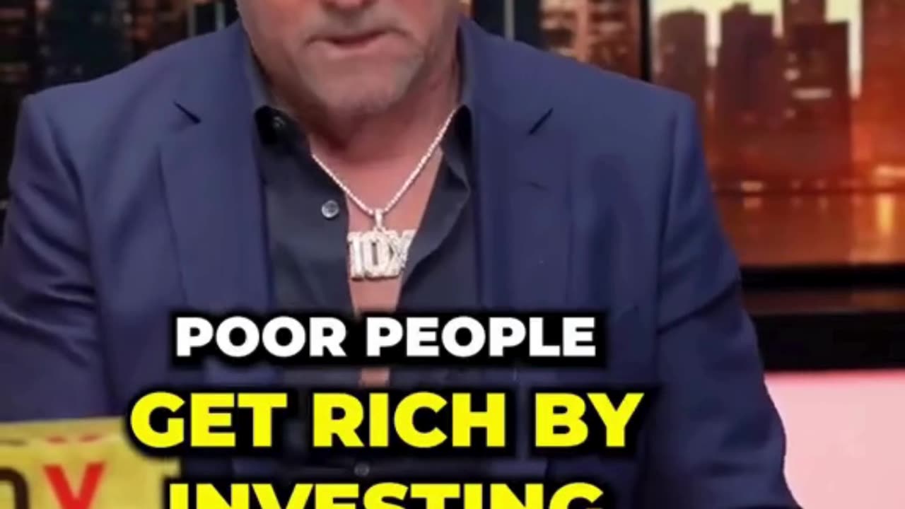 HOW The Poor Get Rich & The Rich Get Wealthy 🤑!! #finance #wealth #invest #entrepreneur #fyp #viral