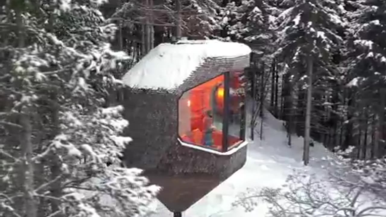 Tree house hotel in Norway