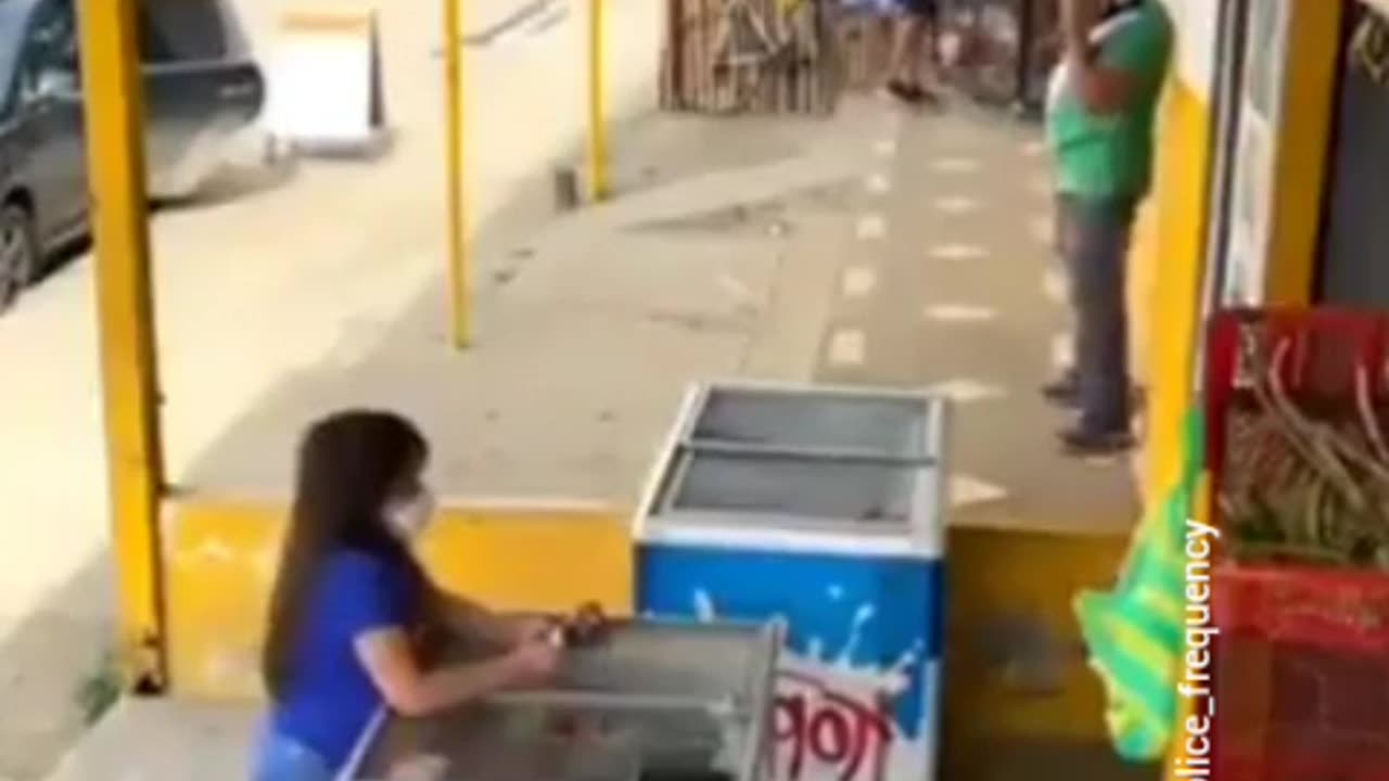 Woman Who Saves Girl’s Life