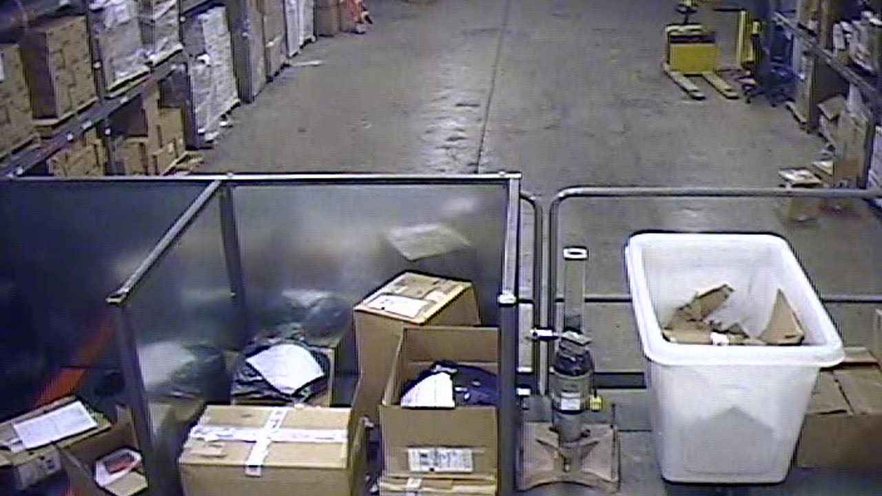 6016WHUGGALoadingDockWA12_2021-01-06_08h00min00s617ms.mp4