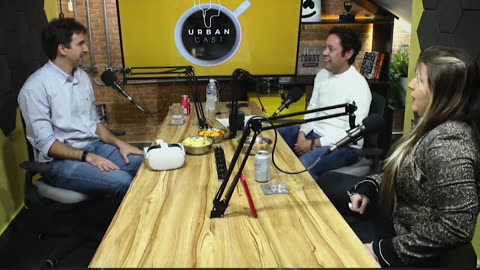 Crie o seu podcast no melhor estúdio | URBAN COWORK