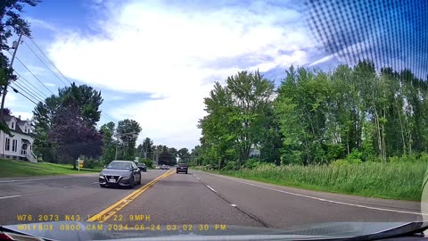 Tire Falls Off Pickup