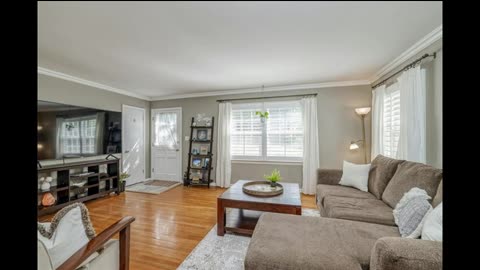 Sharon Aubuchon REMAX Real Estate Agent