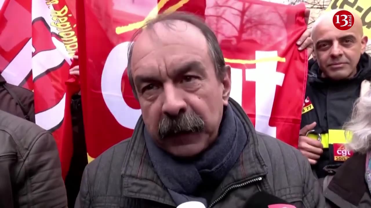 Thousands in Paris protest against pension reform, government's 'disregard' for opposition