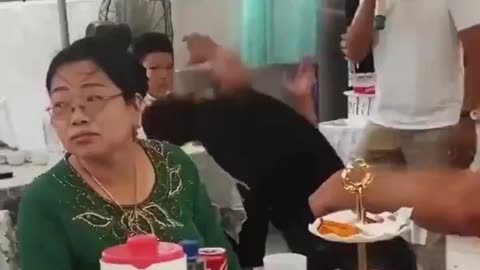 Asian Dancing Machine