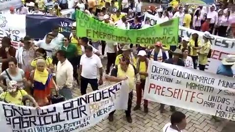 GRAN MARCHA POR LA VÍA AL LLANO