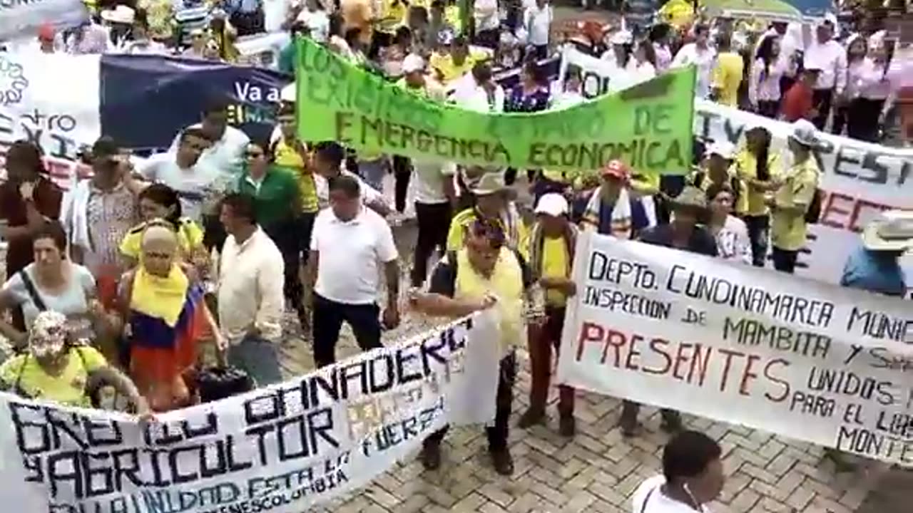 GRAN MARCHA POR LA VÍA AL LLANO