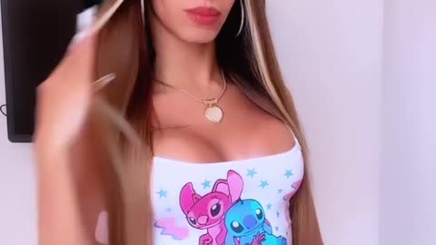 very pretty tgirl doing it