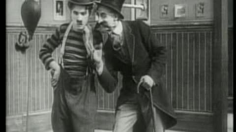 38.[1915][Chaplin] - The Champion