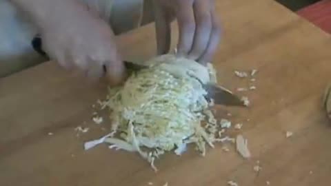 How To Shred Cabbage For Coleslaw