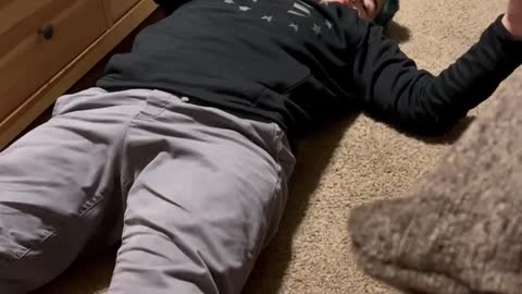 Noah falls down