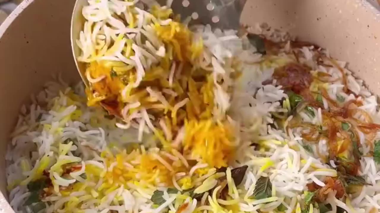 Lazeez_Chicken_Biryani