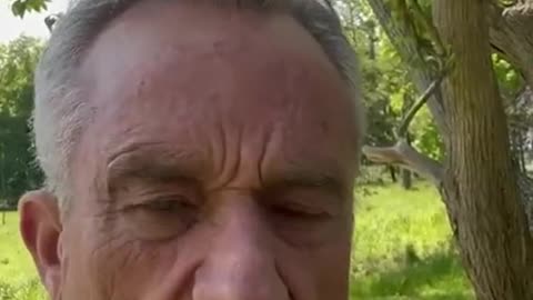 Why Was Gates and China Able To Buy Up Many Of Our Farms ?