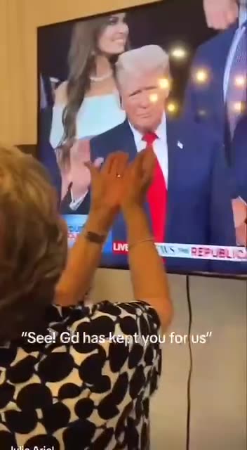 Persian grandma goes crazy for Trump
