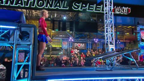 Jessie Graff at the Daytona Beach Qualifiers - American Ninja Warrior 2017