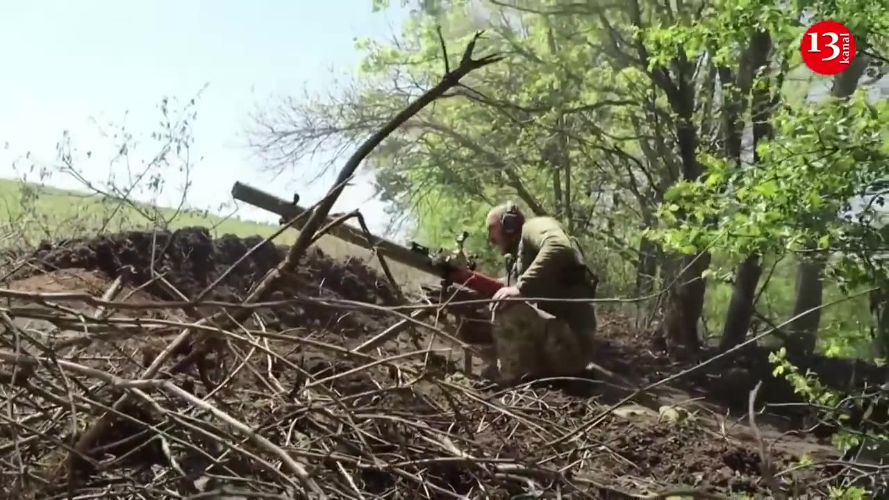 Ukraine soldiers repelling Russian attacks near Bakhmut - brigade commander