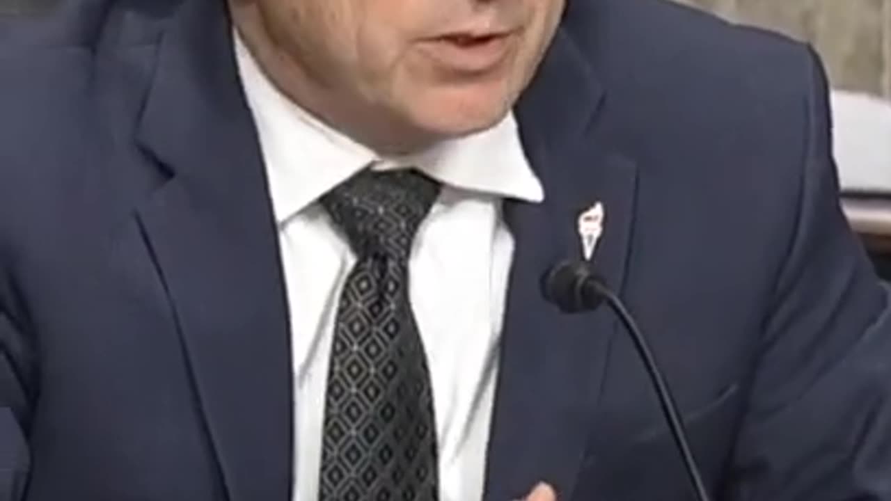 rand-paul-confronts-dr.fauci-with-the-blunt-tru