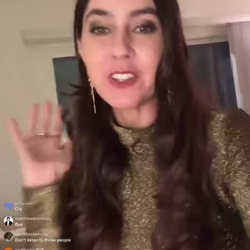 Taylor Lorenz Leaves TikTok Stream After Being ROASTED In The Comments